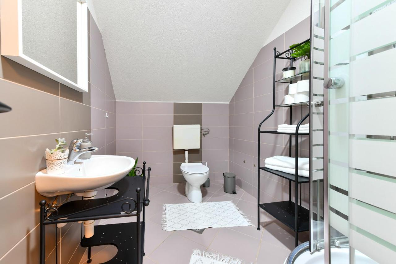 Apartment Murva Drežnik Grad Eksteriør billede